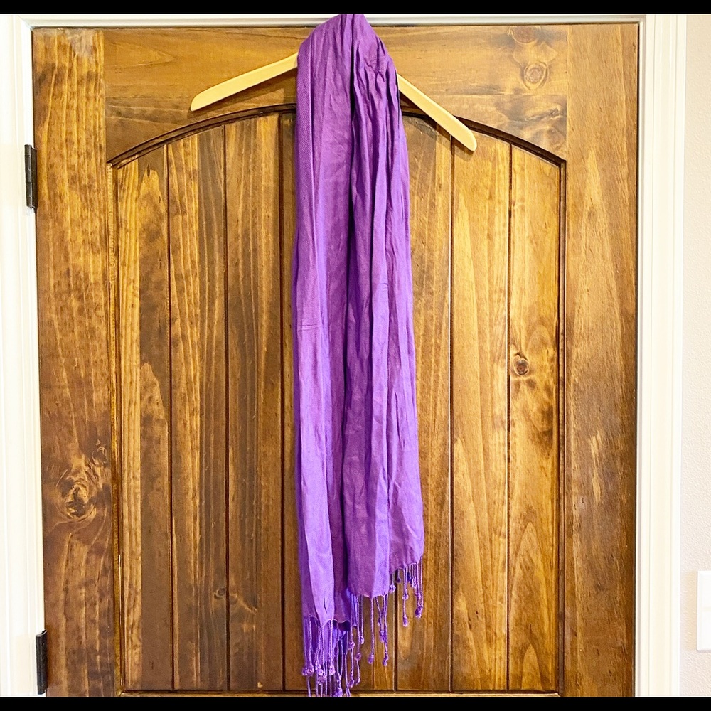 Pashmina scarf